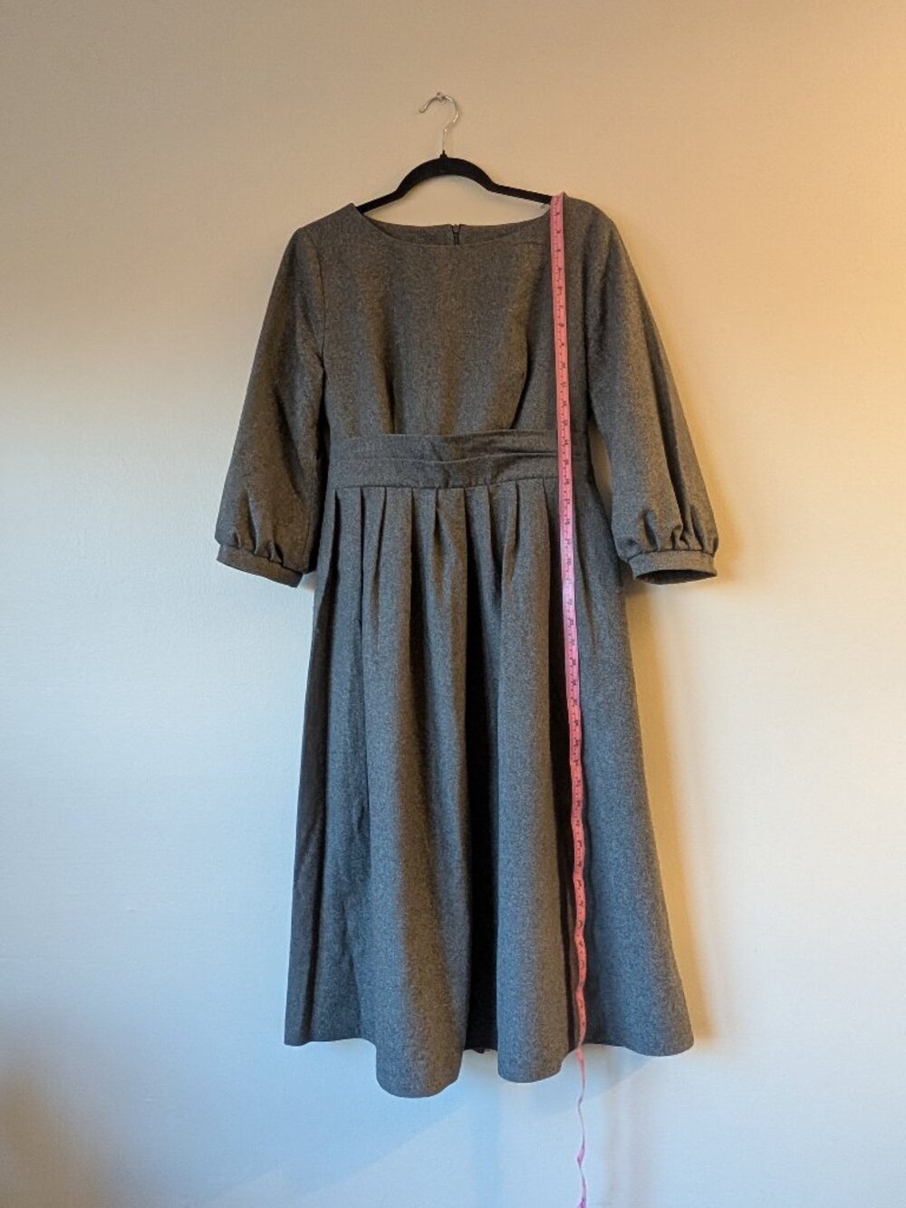 Dress - Picture 2 of 5